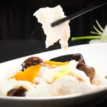 白身魚の塩味炒め（本格中華料理 永利 六本木店）