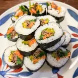 オリジナルキンパ (Orijinal gimbap)（韓国フライドチキン立川店）