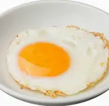 煎鸡蛋 目玉焼き Fried Egg（肥鶏土鍋）