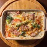 厚切りベーコンと色々野菜のクリームソースの焼きチーズリゾット(Risotteria.GAKU時計台)
