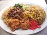 ジャージャー麺唐揚げ炒飯（カミナリ飯店）