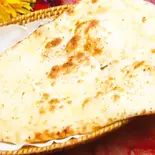 {194} ガーリックナン Garlic Nan（サンティ 谷津店）