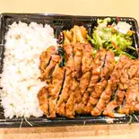 パイクーハン(台湾風ロースの唐揚げ)(中華料理トウエイ)