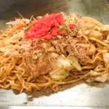 【定番】ミックス焼きそば~豚・イカ入り~(お好み焼き ひろ)