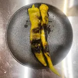 炭火焼き万願寺とうがらし 柑橘マリネ（熟成肉レストラン肉だけ）
