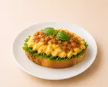 タマゴのオープンサンド(イタリアン風ソース)(Givers Cafe)