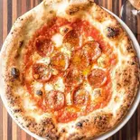 ピリ辛サラミ Spicy Salami（【本格窯焼ナポリPIZZA】大衆イタリアン酒場 ミンバル 幡ヶ谷 MINNA NO BAR Hatagaya）