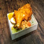 骨付き揚げチキン弁当（池上木片弁当）