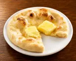 ポテトチーズナン Potato Cheese Naan（インド料理 ハリパリワール西天満店）