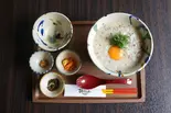 ぼろぼろじゅーしーセット(小鉢3種/油みそ・にんじんしりしり・もずく)(いつでも朝ごはん東町店)
