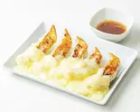 3種のチーズ がけ餃子(5個入り)Cheese Gyoza Dumpling（台湾牛肉炒飯 新宿店 Taiwan Beef Fried Rice）