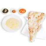 Aコンボ ライス＆ナンカレーデザート a Combo Rice ＆ Nan+ 2 Curry+ 1 Dessert（スターケバブインドカレーハラル専門店）