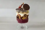 【濃厚】カカオアサイー＆ヨーグルトパフェ Cacao Acai ＆ Yogurt Parfait（アサイー＆グリークヨーグルト GREEK DAYS 田町店）