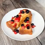 【華やかなひととき】ベリーフレンチトースト（10°CAFE 高田馬場店）