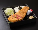 ブラックアンガス種サーロイン牛カツ弁当 180g(牛かつ 黒べこ 墨田)