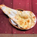 プレーンナン(Plain Naan)（本場のスパイス ニューナマステインディア）