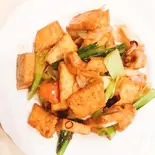厚揚げと豚肉のピリ辛炒め（中華居酒屋 福錦 新宿御苑前店）