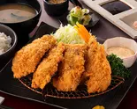 【クリーミー】牡蠣フライ弁当(こだわりとんかつ 神楽 墨田)