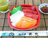 三色丼(海鮮丼専門店 丼丸 立花店)