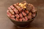 【肉2倍】サーロイン&カットステーキの相盛りステーキ丼(400g) Double Sirloin & Cut Beef Steak Bowl(肉テロ!肉たらしくてぎゅう 川崎店)