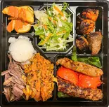 KARISIK KEBABケバブの盛り合わせ(2人前)（トルコ料理ボスボラスハサン市ヶ谷店）