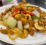 大人気:鶏肉とカシューナッツ炒め(腰果鸡丁)（宏福楼）