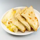 チーズナン Cheese Nan（インドエスニック料理カシミール Indian Ethnic Food Kashmir）
