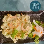 アボガドと海⽼のサラダ GOI TRAI BO TOM（ベトナム料理スア吉祥寺店）