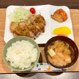 チキンステーキ定食（和楽）
