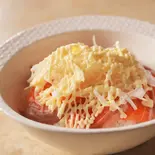 オニオンサーモンマヨ丼（鳥たたき丼専門店 鳥姫）