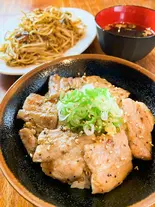 大盛塩ぶた丼セット(両面焼きそば あぺたいと 上北沢店)