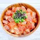 まぐろのポキボウル(すじ) AHI POKE BOWL（豊洲市場直送まぐろ KEIKI BEACH 83）
