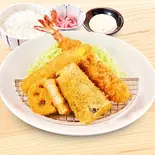 大海老フライと野菜フライ弁当　Large Fried Shrimp + Fried Veggies Combo Meal（かつ庵 鶴見中央店）