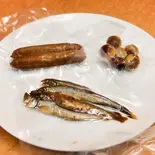 燻製3種盛(ウインナー、うずら、干魚)（居酒屋たこっちさん）