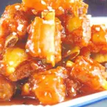 豚スペアリブの醤油煮込み(けいぐん飯店)