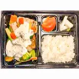 (19)クリームソースのローストチキンと野菜のグリル（キッチンきむら）