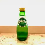 ペリエ(200ml)（Deli ＆ Restaurant Bar Maachin）