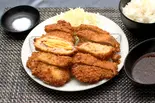 【チーズ＆塩レモン】熟成八層重ねのカツ弁当（熟成八層重ねかつ八豚）
