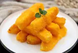 揚げミルク（麻辣隔壁）