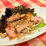ベーコンとキノコのソテー Sautéed Bacon and Mushrooms（ふれんち食堂UMEYA）