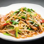 ニラレバ炒め（本格中華料理 永利 六本木店）