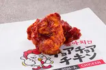ヤンニョムチキン (モモ)2pic（チョアチョアチキン 北野町店）