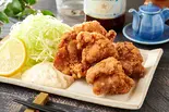 唐揚げ 3個 ~タルタルソース添え~(国産牛ホルモン焼きそば ホルそば亭 蕨中央)