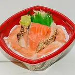 サーモントリオ丼（丼丸 西早稲田店）
