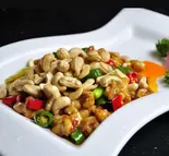 鶏肉とピーナッツの辛子炒め(中華料理 姉妹)