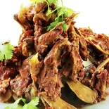 豚背骨の醤油煮 (酱大骨)（宏福楼）