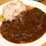 牛スジトマトカレー(国産牛スジ使用)（ちゃま珈琲）