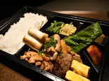 焼き鳥弁当（南新宿 和牛焼肉 慶）