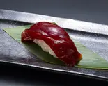 「石司」の天然本まぐろ赤身漬けWild Bluefin Tuna pickled in soy sauce（東京寿司 ITAMAE SUSHI 銀座コリドー店 Tokyo Sushi Itamae Sushi Ginza Corridor）