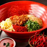 【激辛】チーズ汁なし担担うどん（辛い料理たくさん。旨辛・激辛・鬼辛・刺し辛。 Scoville lab 新中野店）